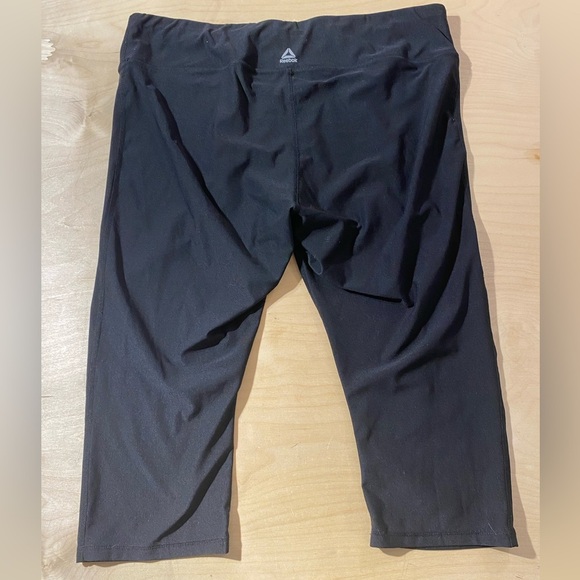 Reebok Black Workout Capris 2X (NH) - Picture 7 of 8